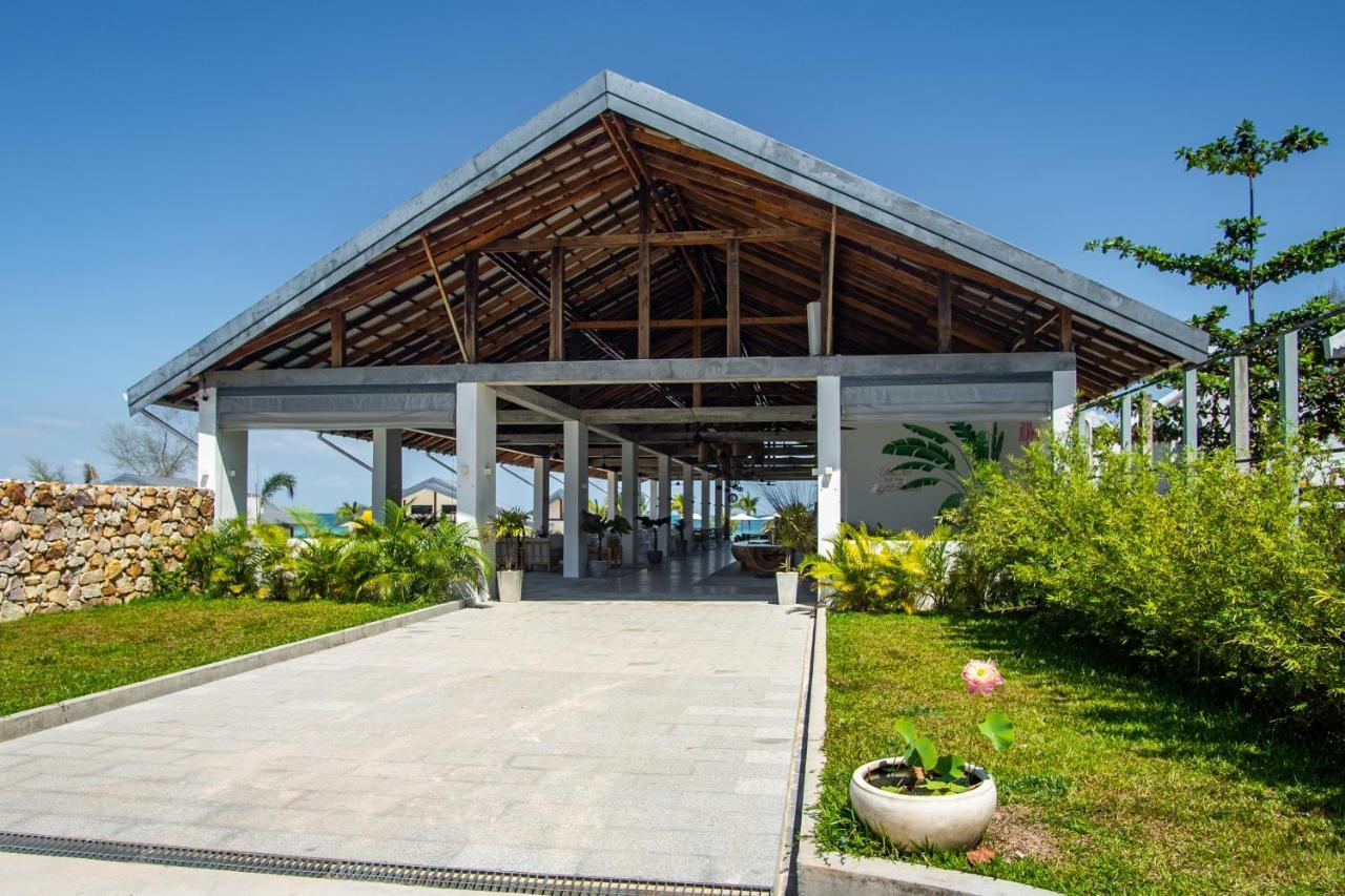 You&Me Resort Pagoda Beach Esterno foto