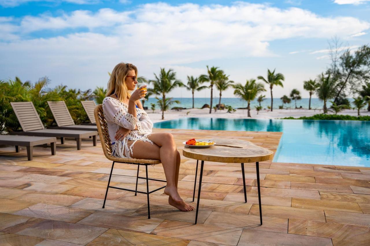 You&Me Resort Pagoda Beach Esterno foto