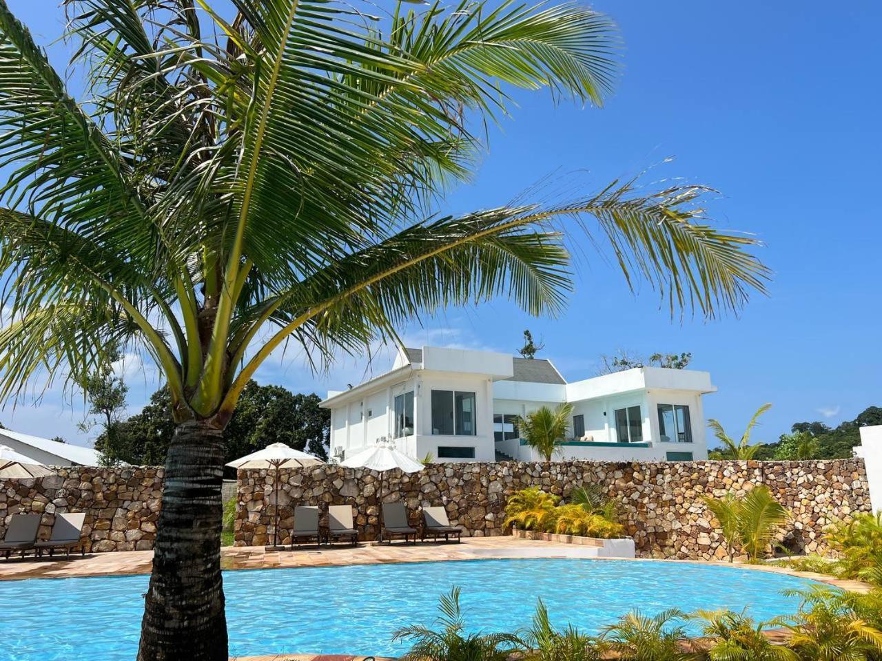 You&Me Resort Pagoda Beach Esterno foto